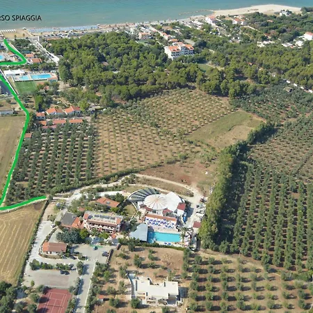 Al Mare Con Piscina Hébergement de vacances Rodi Garganico