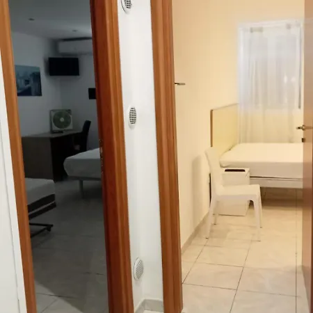 Al Mare Con Piscina Rodi Garganico