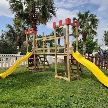 Hébergement de vacances Al Mare Con Piscina